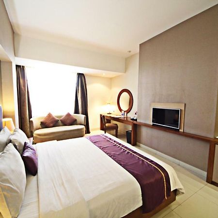 Anggrek Shopping Hotel Bandung Extérieur photo