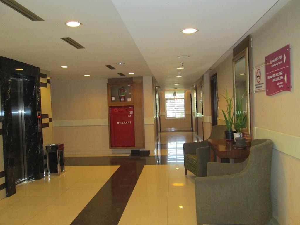 Anggrek Shopping Hotel Bandung Extérieur photo