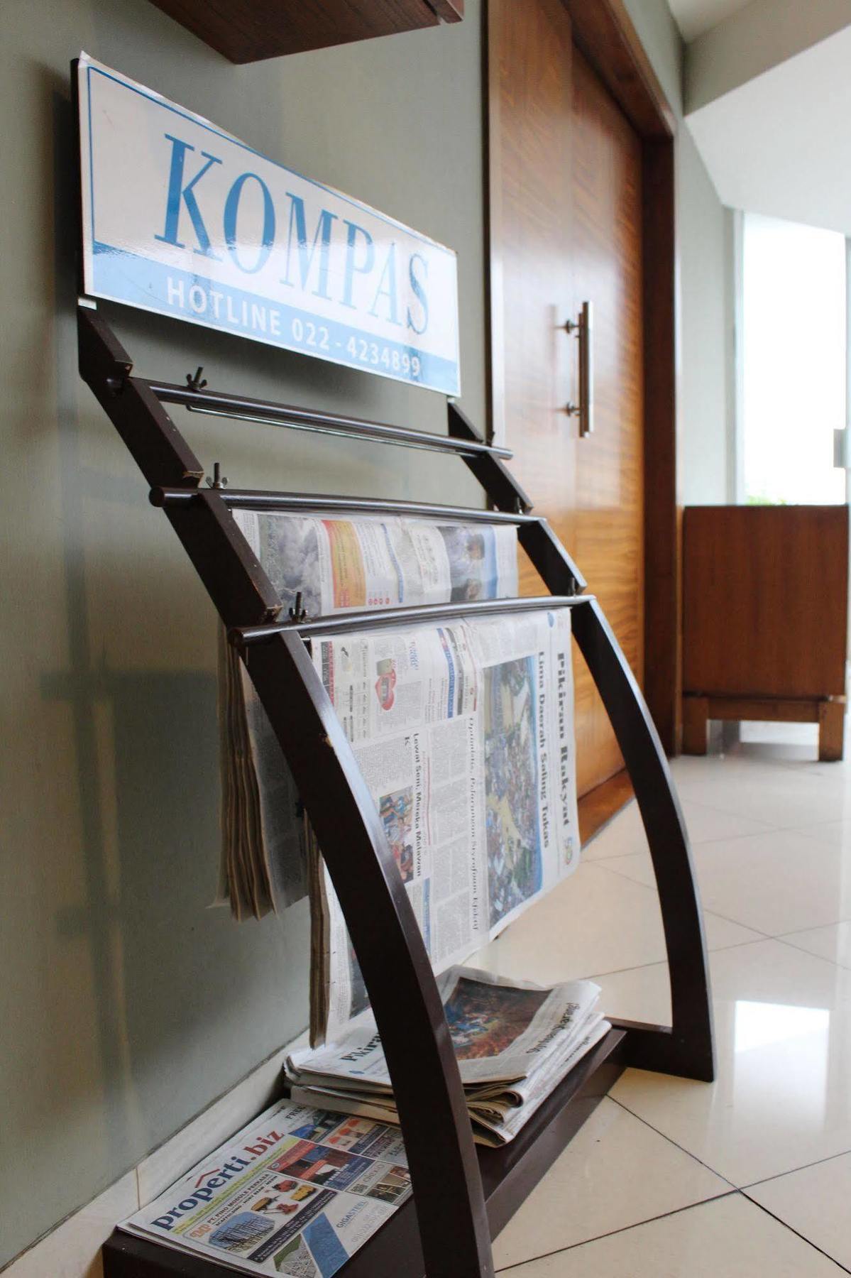 Anggrek Shopping Hotel Bandung Extérieur photo